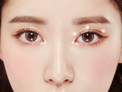 让内眼角“操练”起来